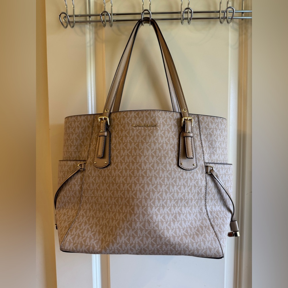 Authentic Michael Kors - image 1